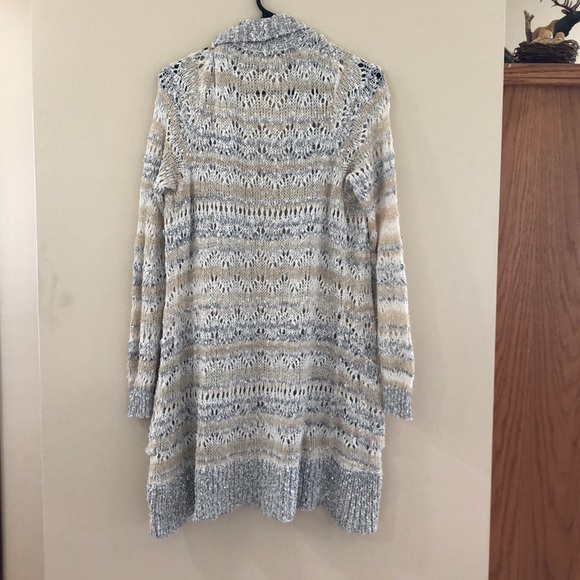 Cardigan - Picture 2 of 3